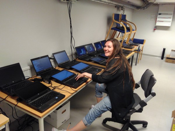 Elin expresses her joy for installing computers